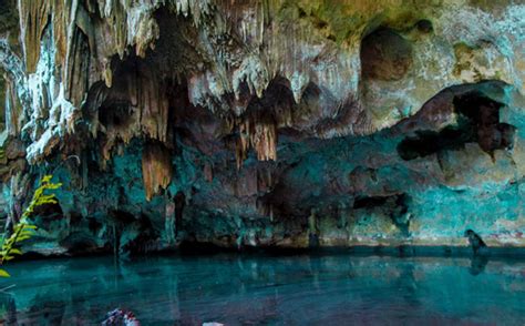 Balobok Cave .